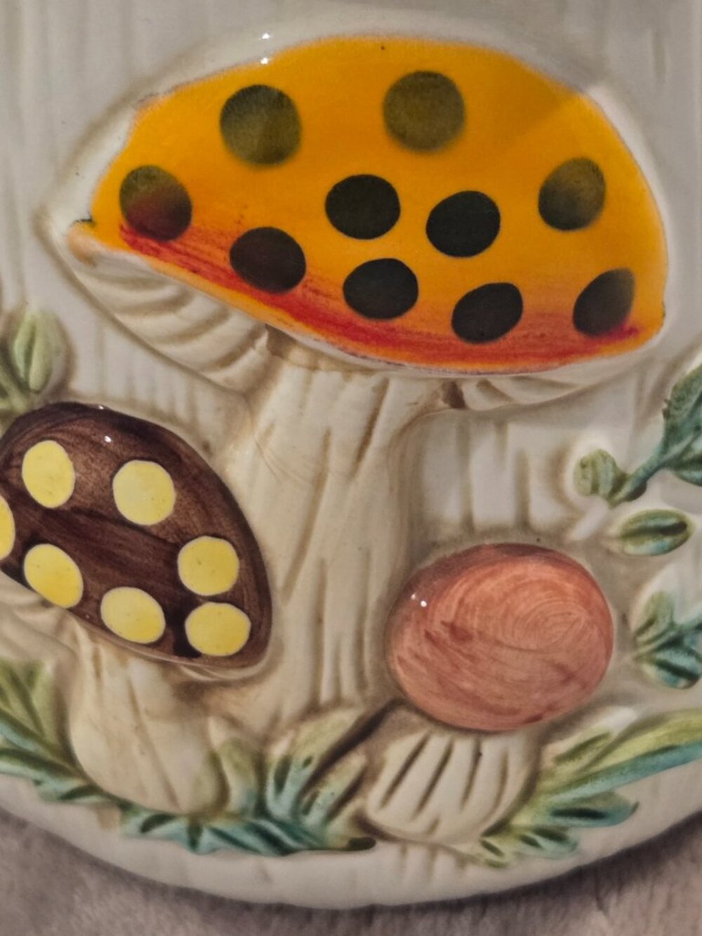 Vintage Merry Mushroom Canister Ceramic Made in Japan with Flaws - Picture 7 of 16